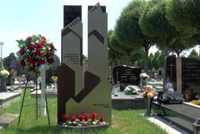 Madunice - modernistický Památník osvoboditelům a obětem II. světové války