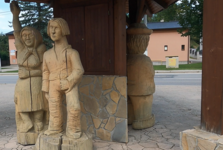 Nová Bystrica - dřevěné sochy